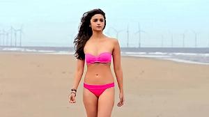 5 alia bhatt bikini scene shaandaar.jpg Bollywood Bikini Actress Models